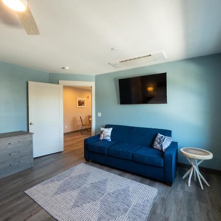 Long Beach Suites غلوستر المظهر الخارجي الصورة